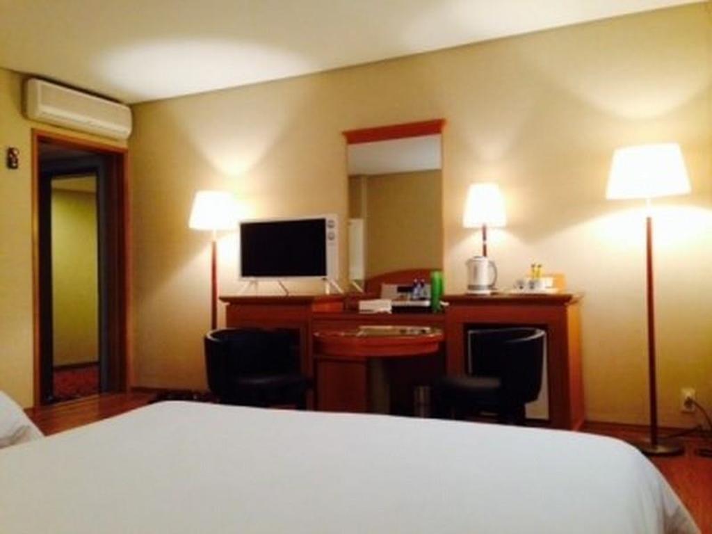 Daedong Hotel Jeju Dış mekan fotoğraf